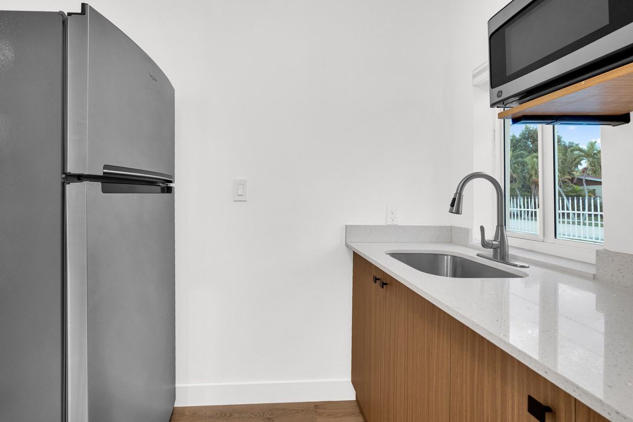 4701 Southwest 104th Court #2 - Photo 5 of 8