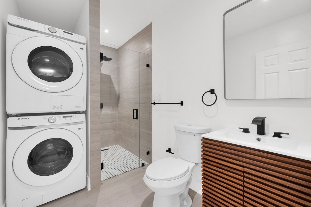 4701 Southwest 104th Court #3 - Photo 5 of 9