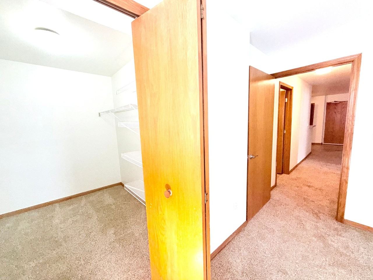 The Terrace at Cedar Glen: Fully Equipped 1–2 BR Homes Near Madison - Photo 6 of 50