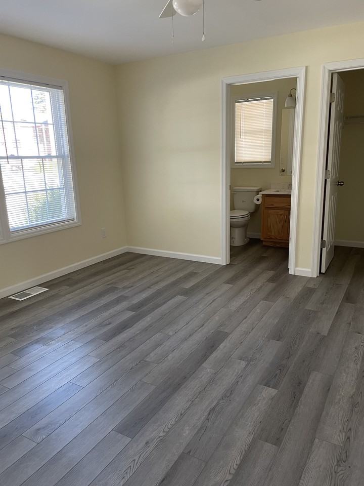 312 Walnut Avenue #1 - Photo 7 of 13