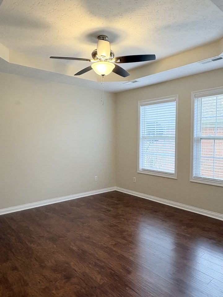 338 Catalpa Circle #NA - Photo 7 of 20