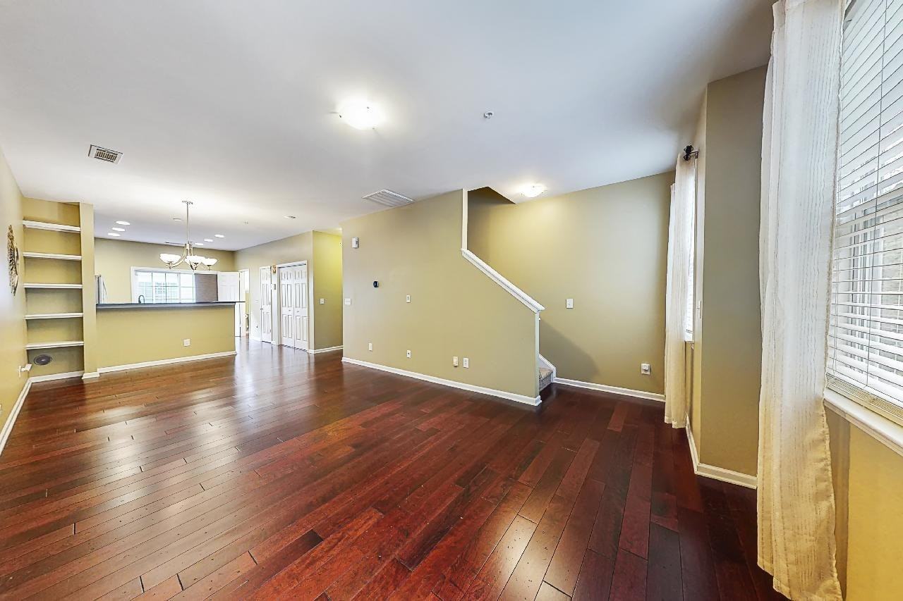 2652 Weddington Avenue #2652 - Photo 5 of 18