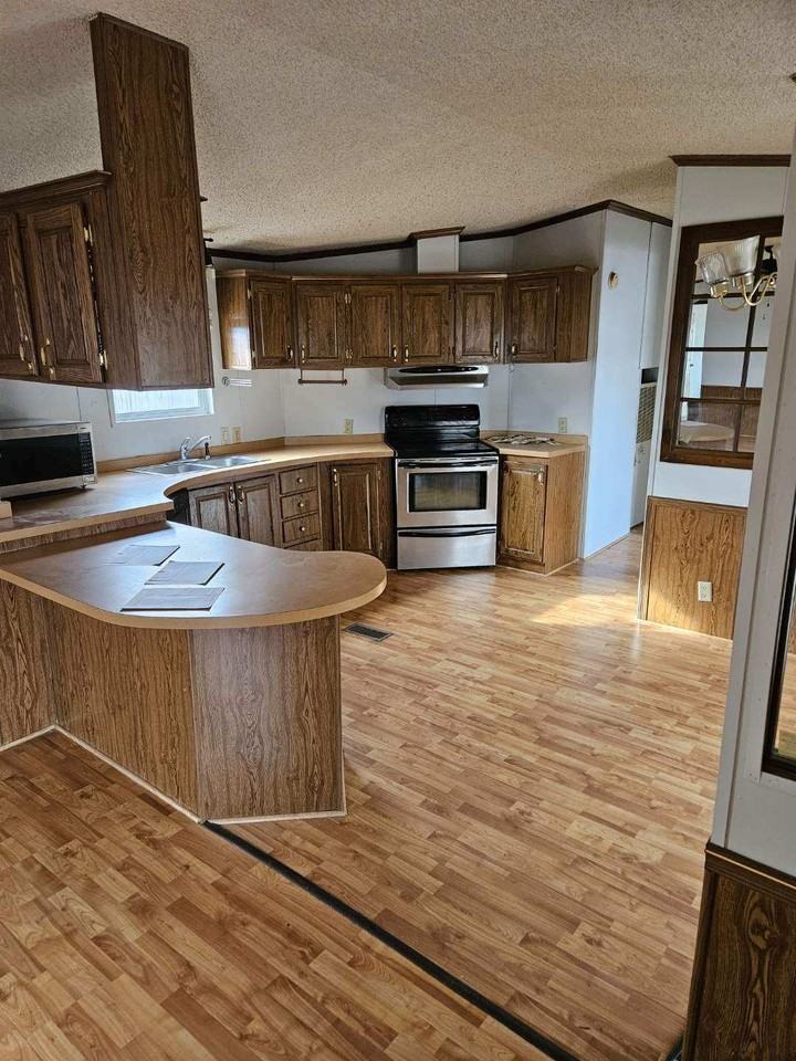 144 Matthews St #NA - Photo 5 of 16
