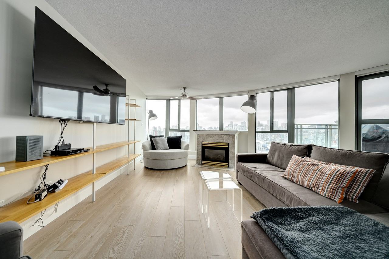 1088 Quebec Street #2504 - Photo 5 of 24