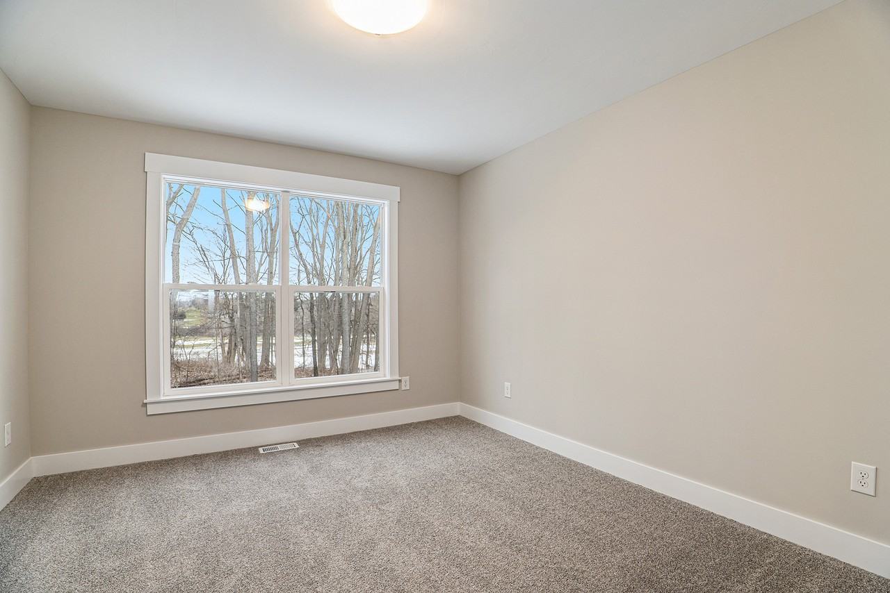 705 7 Mile Road Northwest #705 - Photo 7 of 13