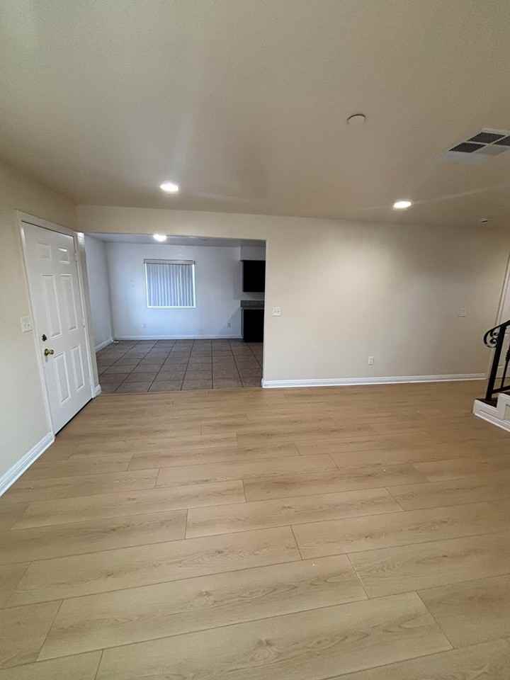 203 East 109th Street - Photo 2 of 24