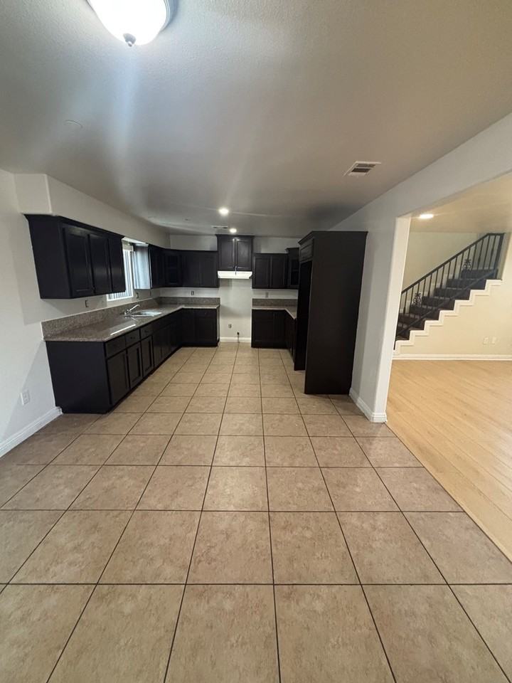 203 East 109th Street - Photo 3 of 24