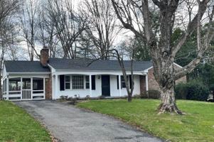 featured image of 2047 Overbrook Road