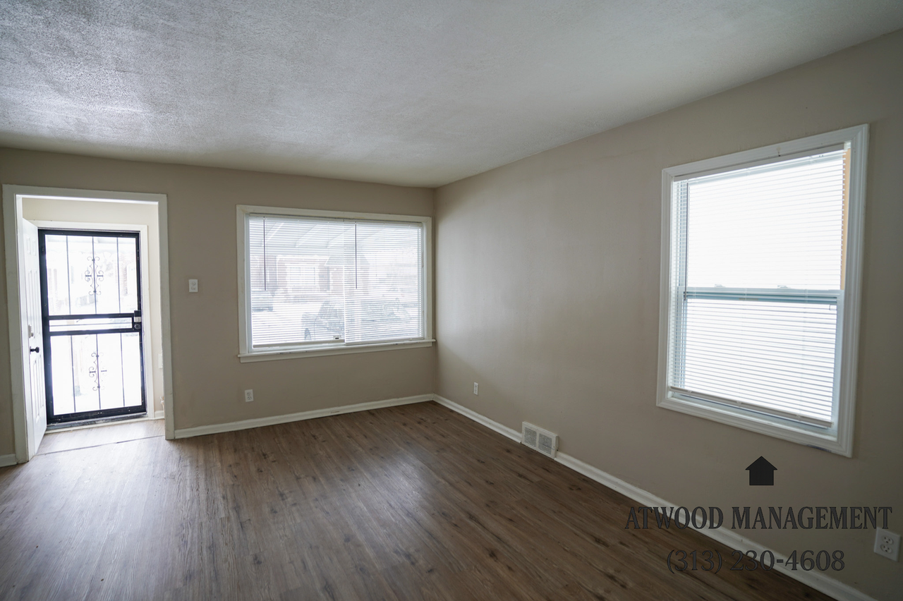 7600 Dobel Street - Photo 2 of 8