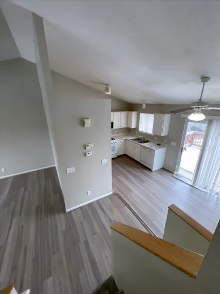 17773 Olive Street - Photo 2 of 6