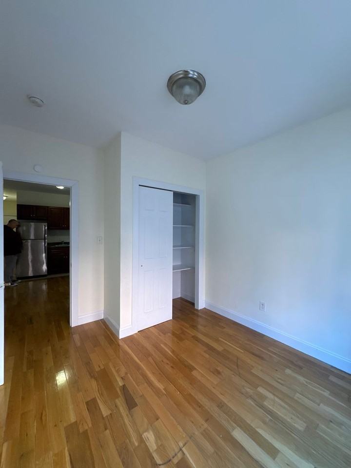 1 Arden Realty LLC - Photo 2 of 18