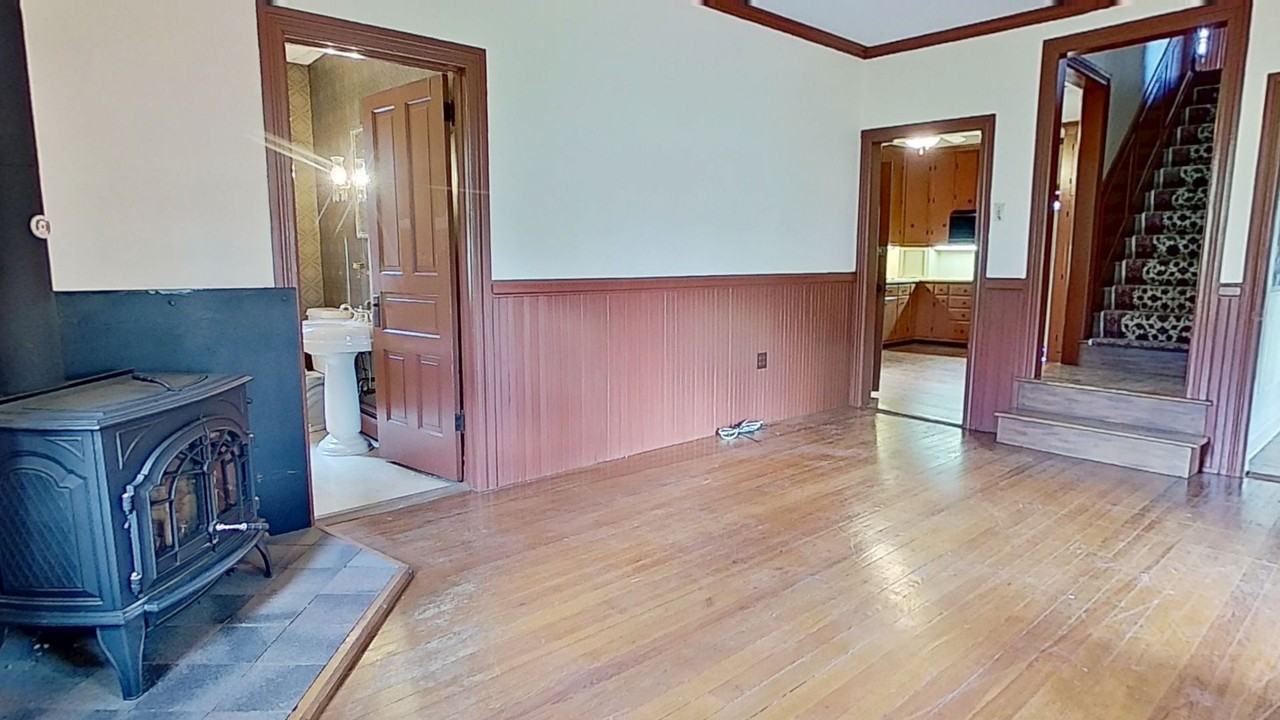 1447 Park Rd - Photo 4 of 14