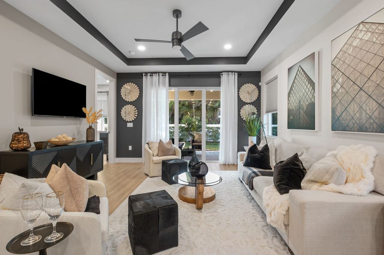 8857 Oceana Way - Photo 5 of 41