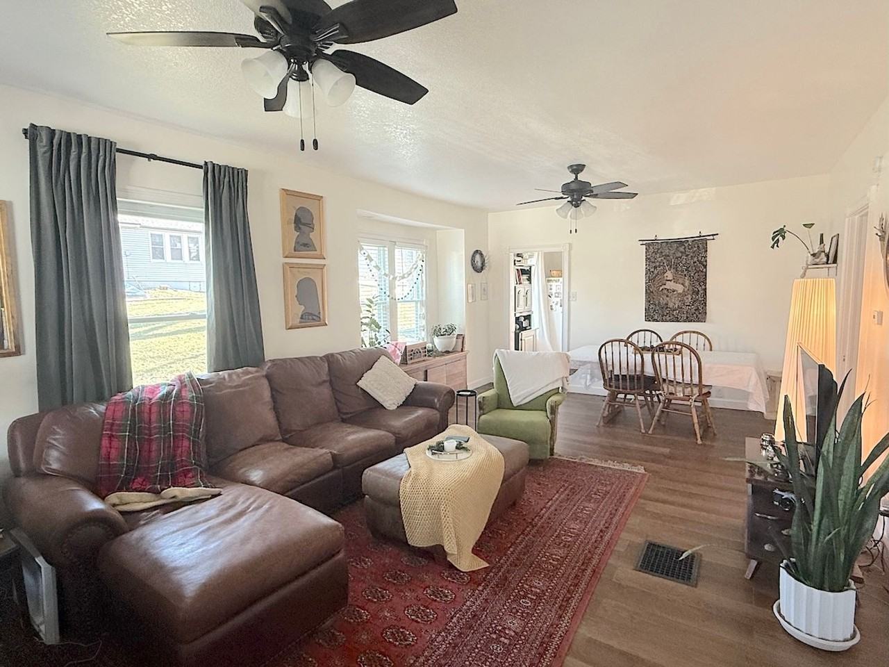 3809 Ruby Avenue - Photo 2 of 15