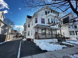 featured image of 731 Carew Street