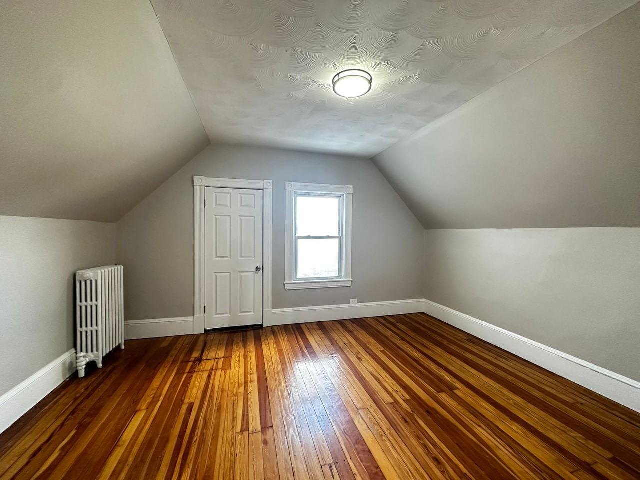 731 Carew Street - Photo 2 of 17