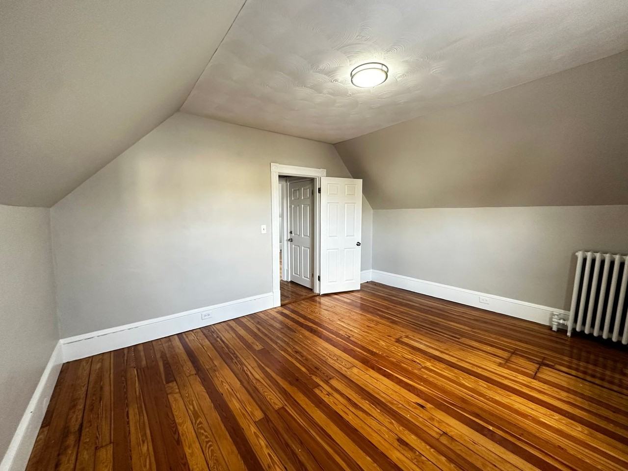 731 Carew Street - Photo 3 of 17