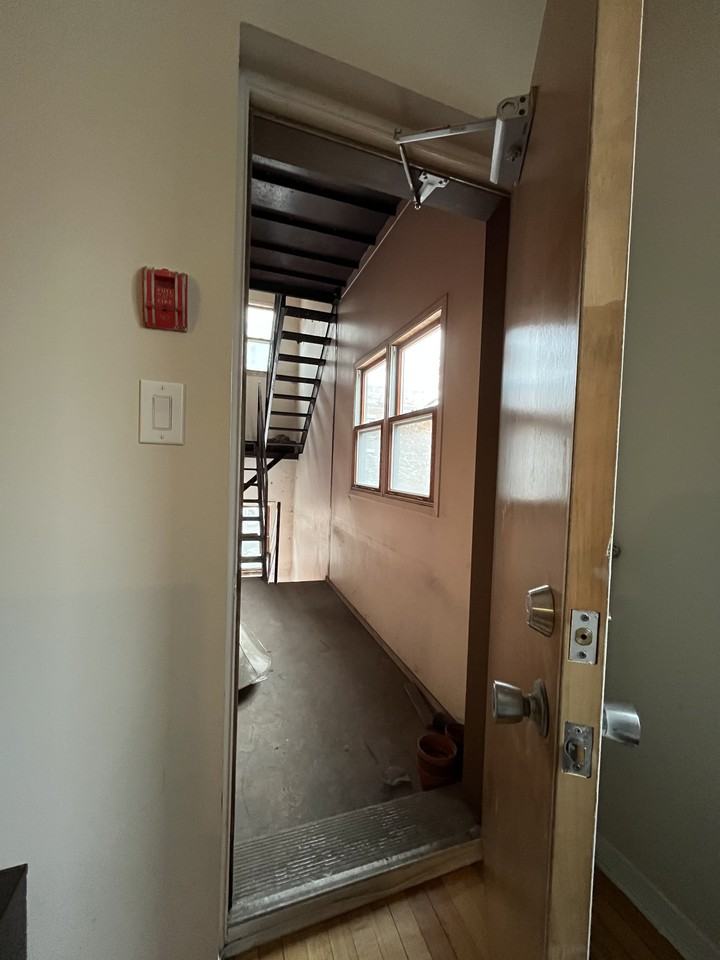 232 Cooper Street - Photo 2