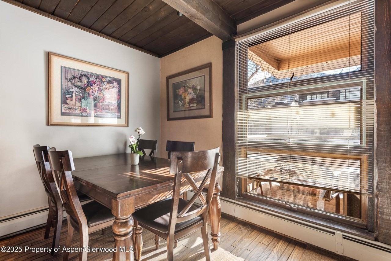 600 E Main St Apt 207 #207 - Photo 3 of 16