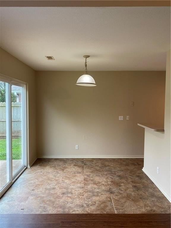 1103 Ryan St - Photo 5 of 17