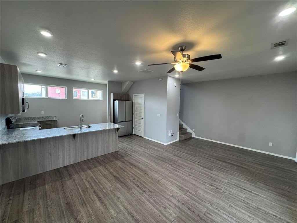 1666 South Razorback Road - Photo 2 of 21