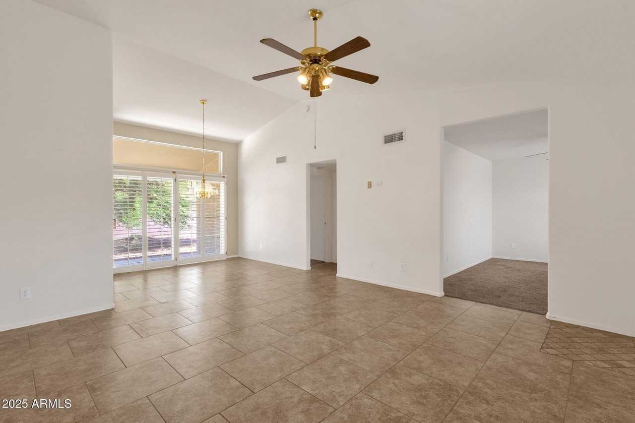 6942 Championship Drive - Photo 4 of 35