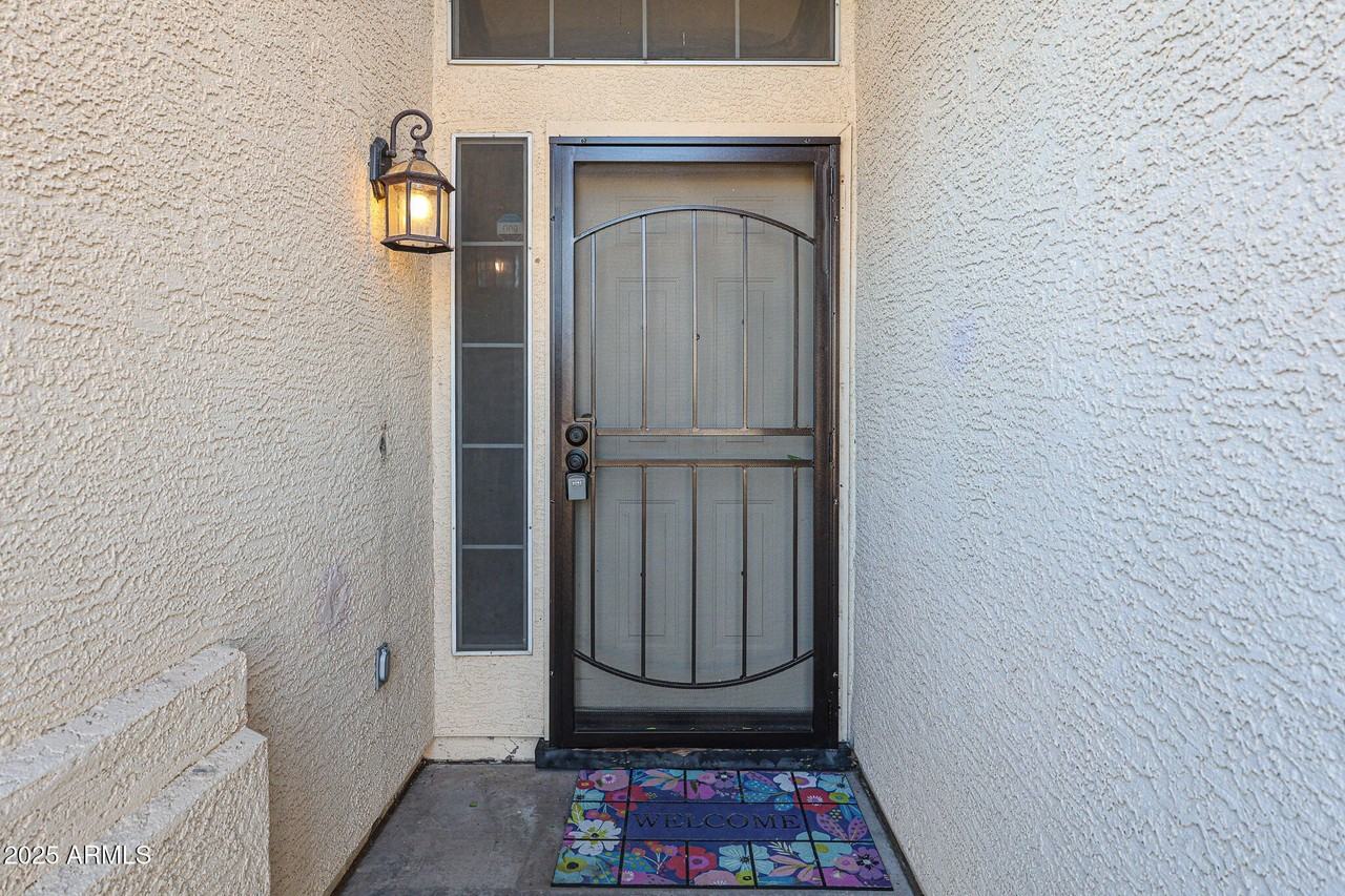 6209 West Blackhawk Drive - Photo 5 of 50