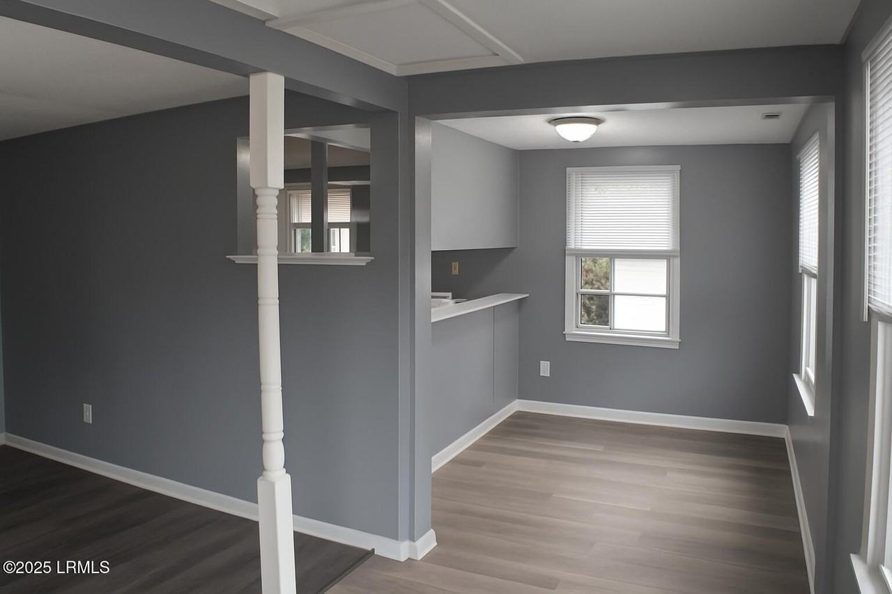 15 Hillstead St - Photo 5 of 22