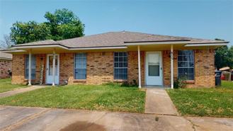 815 Llano Place - Photo 1 of 1