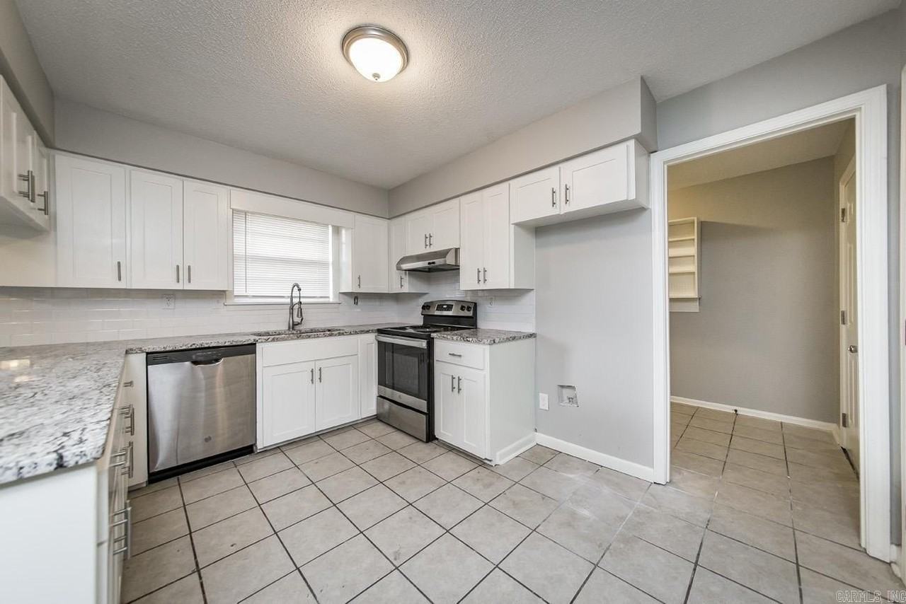 17 Chalet Street - Photo 4 of 20