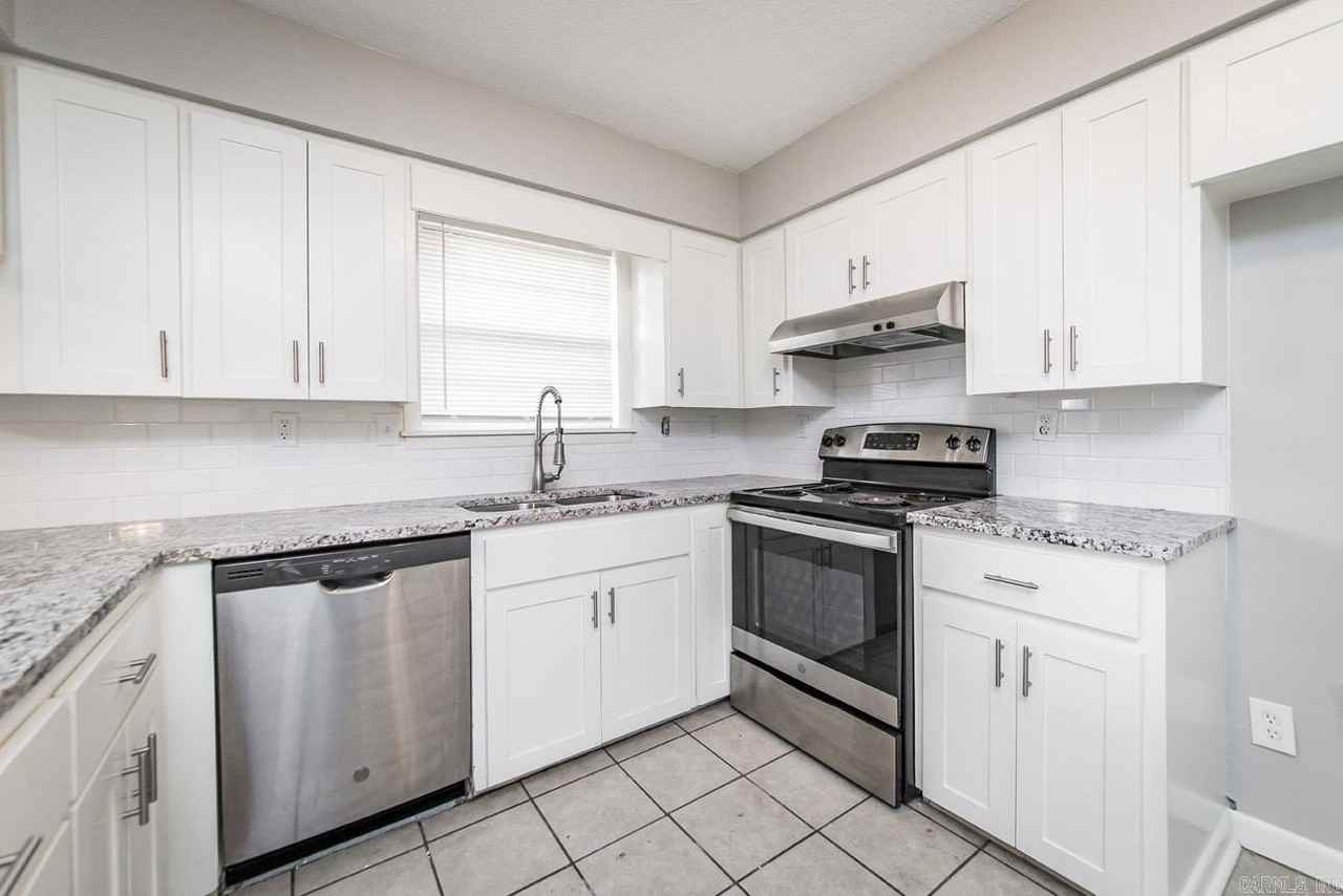 17 Chalet Street - Photo 7 of 20