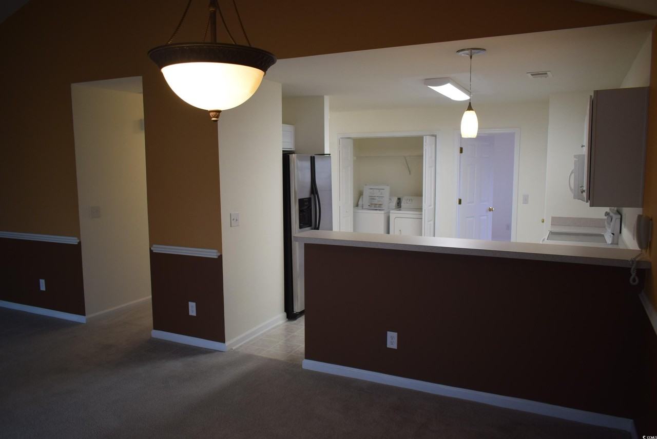 201 Vesta Drive - Photo 6 of 29