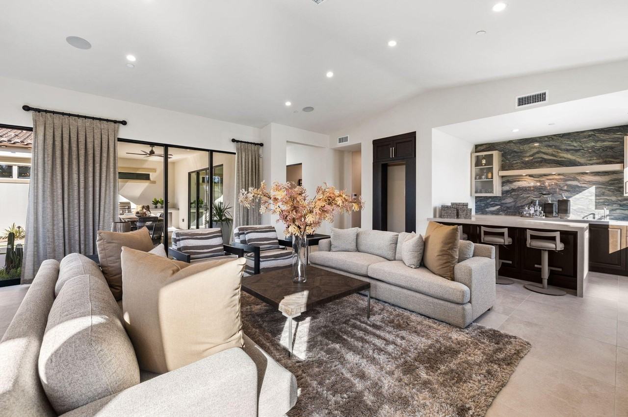 75213 Hancock Pl - Photo 2 of 50