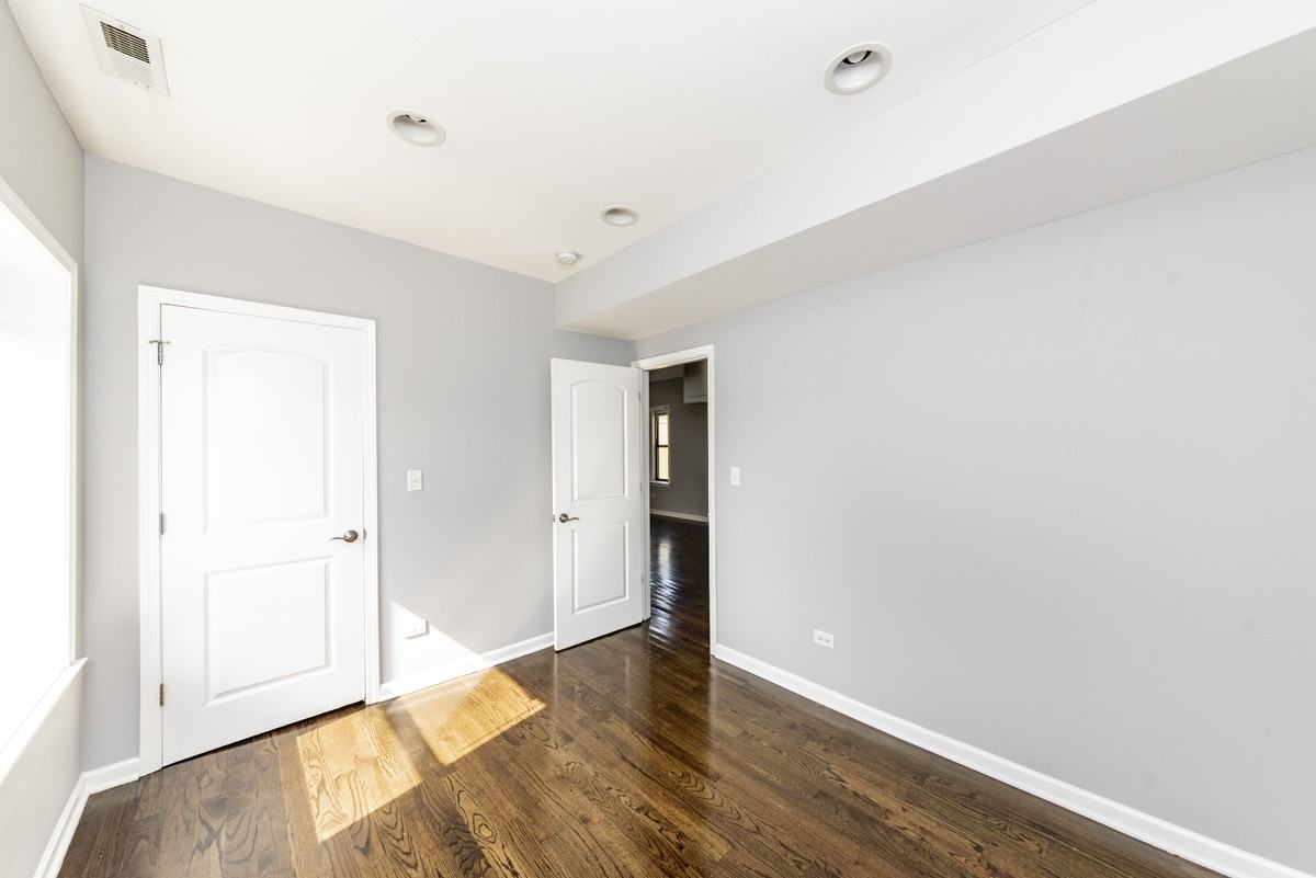 1010 South 1st Avenue #201 - Photo 4 of 8