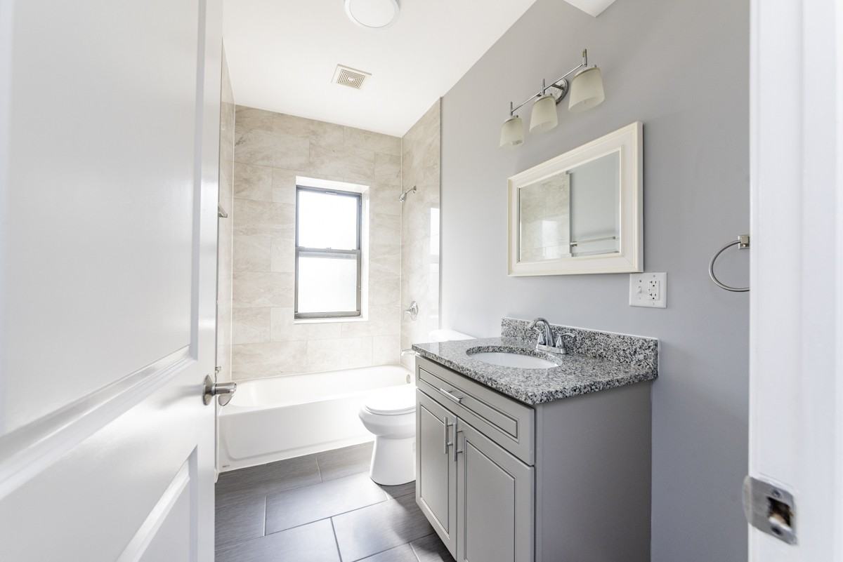 1010 South 1st Avenue #201 - Photo 7 of 8