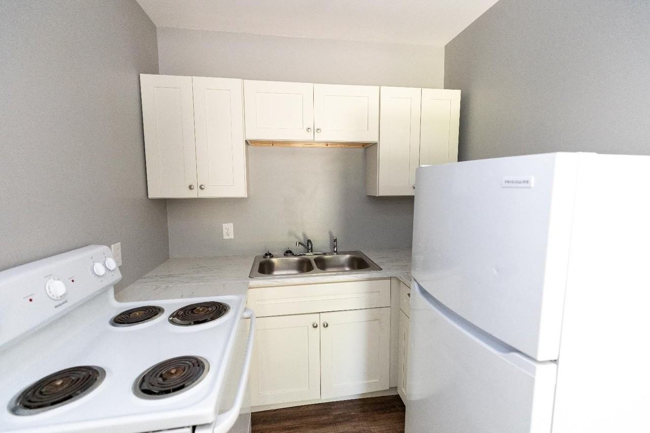 329 West South Street #2 - Photo 4 of 6