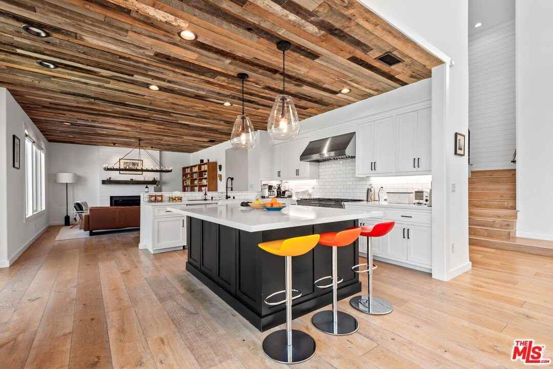 23477 Palm Drive - Photo 6 of 38