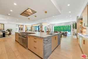 featured image of 17228 Otsego Street