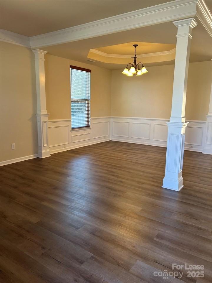 142 Saye Pl - Photo 4 of 26