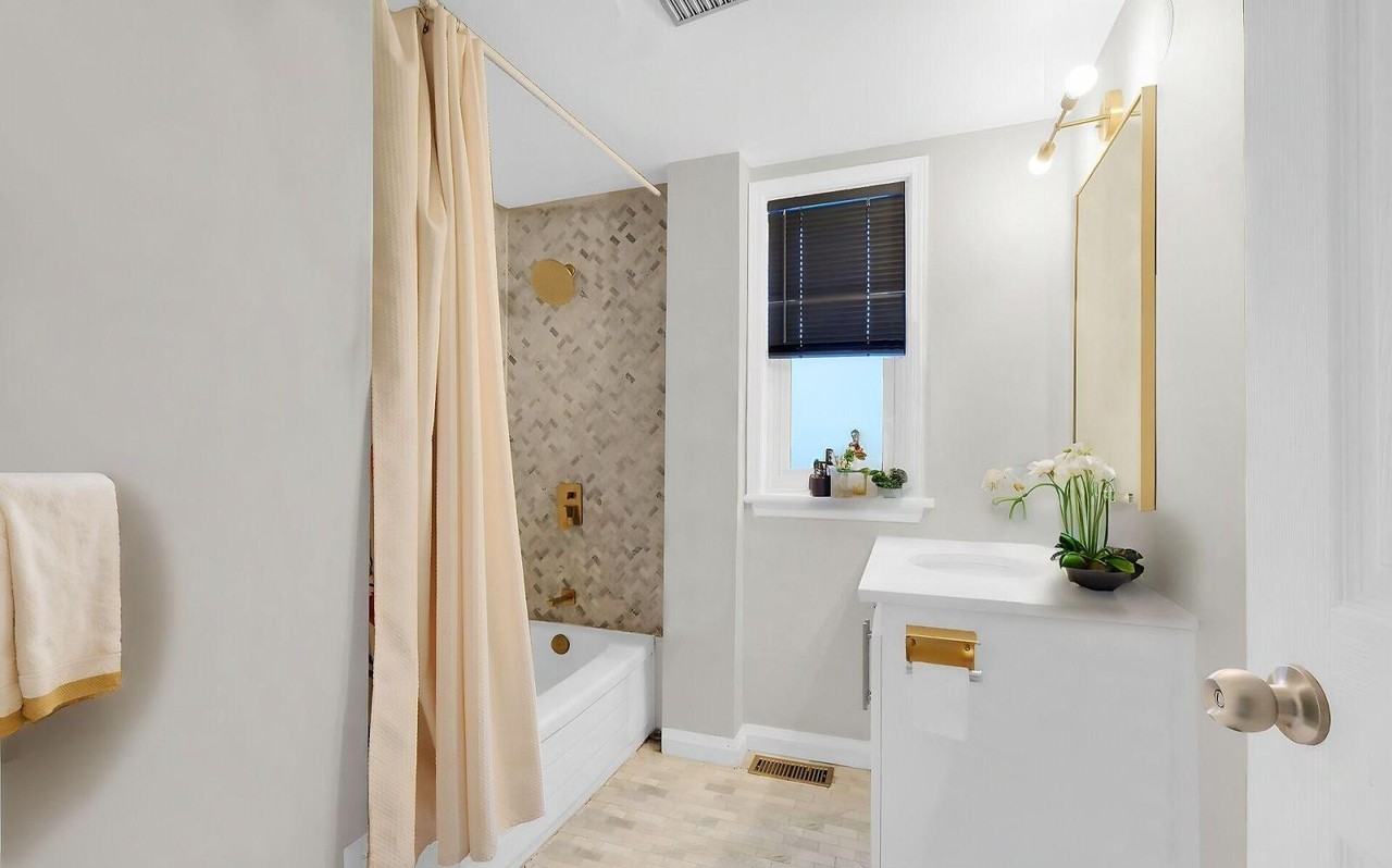 Douglas Ave - Photo 6 of 8