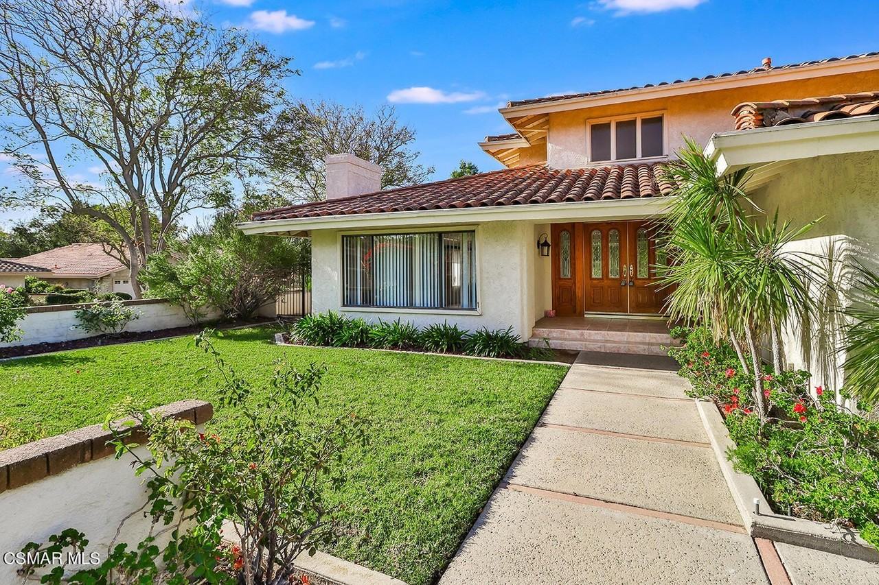 4082 Avenida Verano - Photo 3 of 50