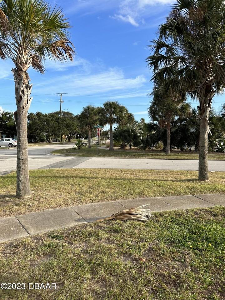 4 Cypress Circle #A - Photo 2 of 9