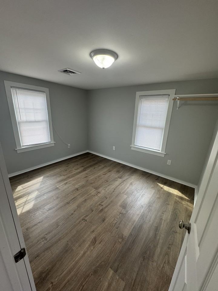 4 Elm Street #4 - Photo 7 of 9