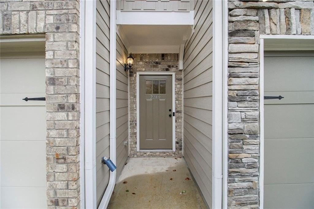 2249 Mulsanne Dr - Photo 2 of 30