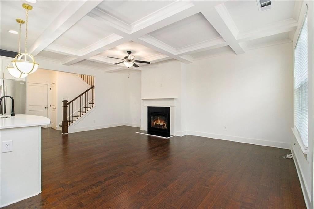 2249 Mulsanne Dr - Photo 4 of 30