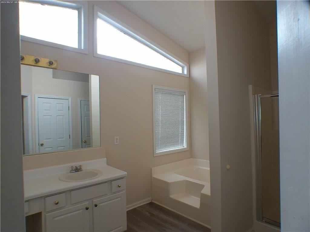 3277 Crossfield Lane - Photo 7 of 12