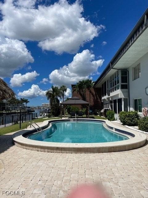 632 Victoria Drive #201 - Photo 2 of 17