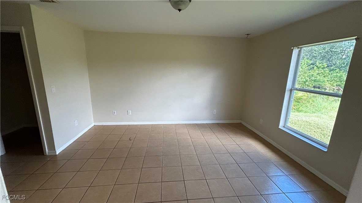 2916 25th Street West - Photo 6 of 15