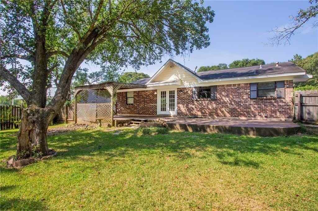 9380 Burnt Tree Dr - Photo 3 of 17