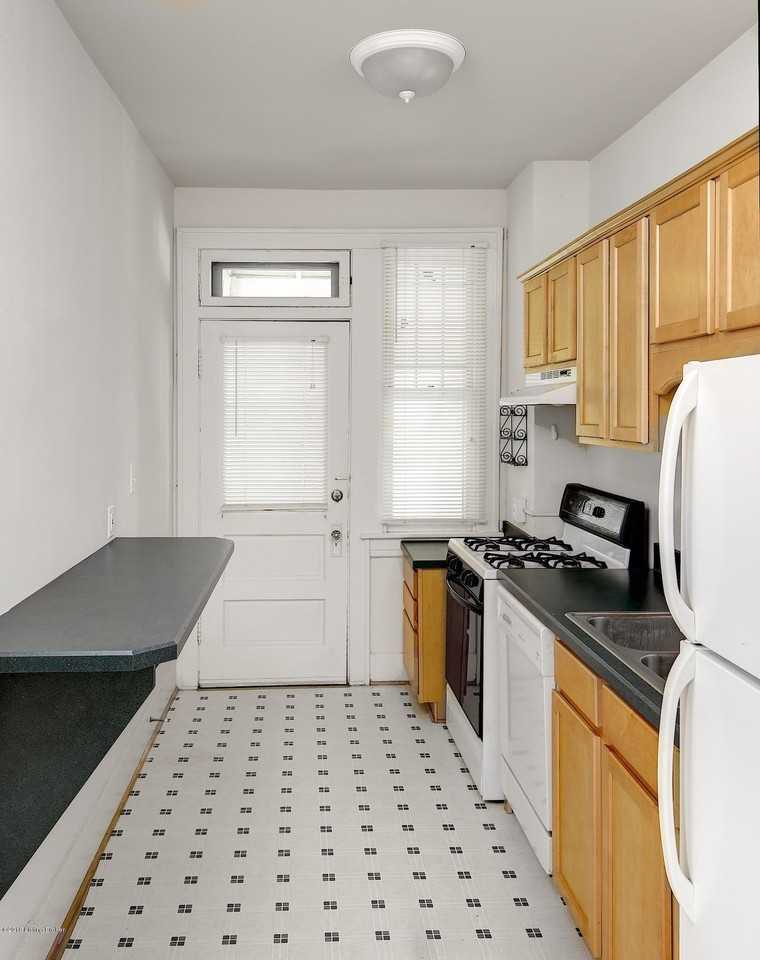 2120 Douglass Boulevard - Photo 6 of 10